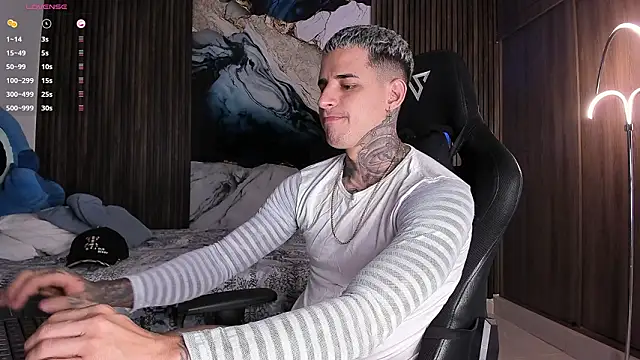 Snapshot of trisstann_ chatting on February 2026 11:03:02 PM trisstann online show from February 2026 11:03:02 PM