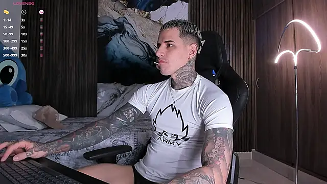 Snapshot of trisstann_ chatting on February 2026 09:20:01 PM trisstann online show from February 2026 09:20:01 PM