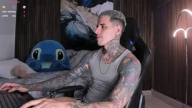 Snapshot of trisstann_ chatting on February 2026 11:11:01 PM trisstann online show from February 2026 11:11:01 PM