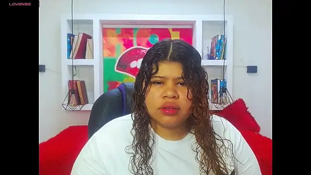 Cloe r online show from February 2026 07:55:02 PM