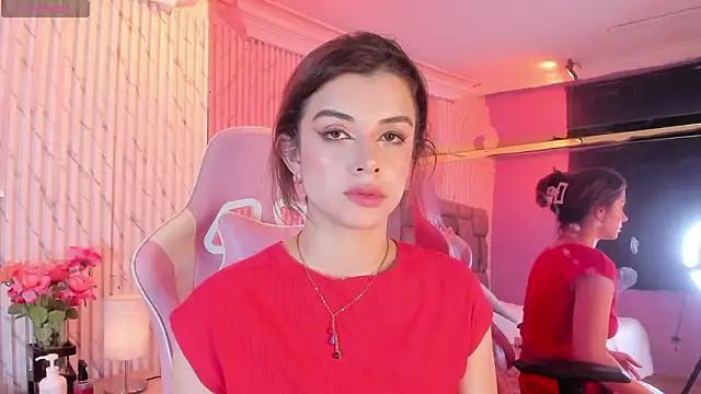 Snapshot of KatyParisi chatting on February 2026 08:47:02 AM KatyParisi online show from February 2026 08:47:02 AM