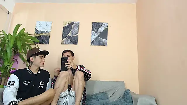 Snapshot of DesiresOfOlympus_ chatting on February 2026 09:56:02 PM DesiresOfOlympus online show from February 2026 09:56:02 PM