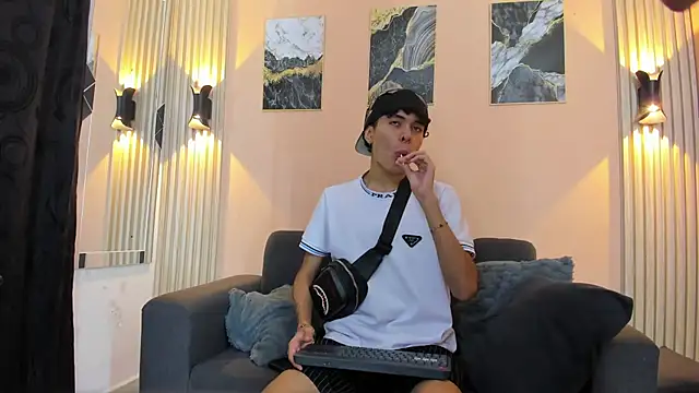 DesiresOfOlympus  online show from April 2026 07:40:02 PM