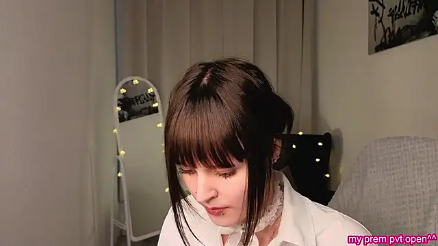 michelewild online show from February 2026 01:32:01 PM