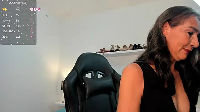 Emma Mendozaa online show from April 2026 11:36:01 AM