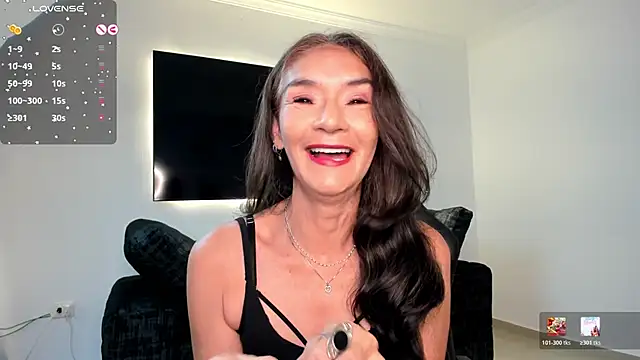 Snapshot of Emma_Mendozaa chatting on June 2026 11:38:01 AM Emma Mendozaa online show from June 2026 11:38:01 AM