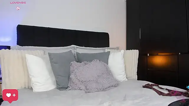 Amarae  online show from February 2026 12:55:02 AM