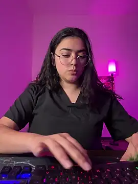 Snapshot of Ales_Kitten_Live chatting on February 2026 09:23:02 PM Ales Kitten Live online show from February 2026 09:23:02 PM