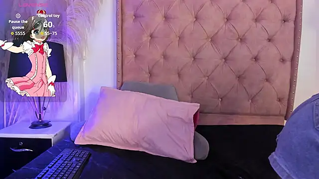 Snapshot of Lia_Passion chatting on June 2026 09:23:01 PM Lia Passion online show from June 2026 09:23:01 PM