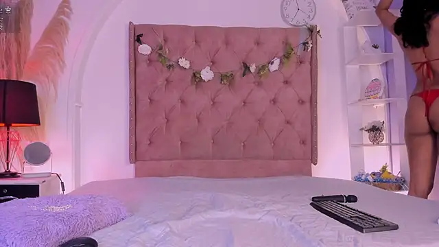 Lia Passion online show from April 2026 08:32:02 PM