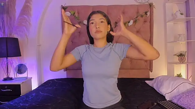 Lia Passion online show from April 2026 08:06:02 PM