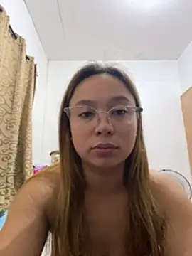 Snapshot of Wild_flower19 chatting on March 2026 11:16:01 AM Wild flower19 online show from March 2026 11:16:01 AM