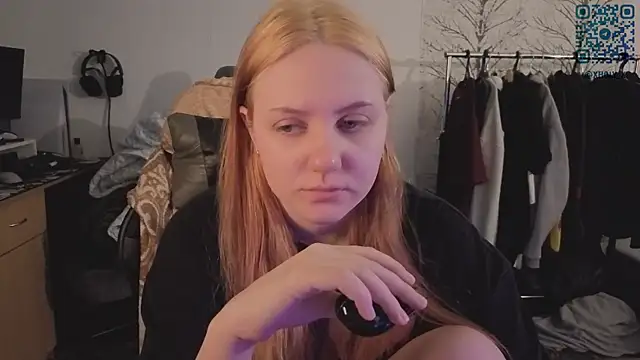 Holy Kveta online show from April 2026 03:57:01 AM