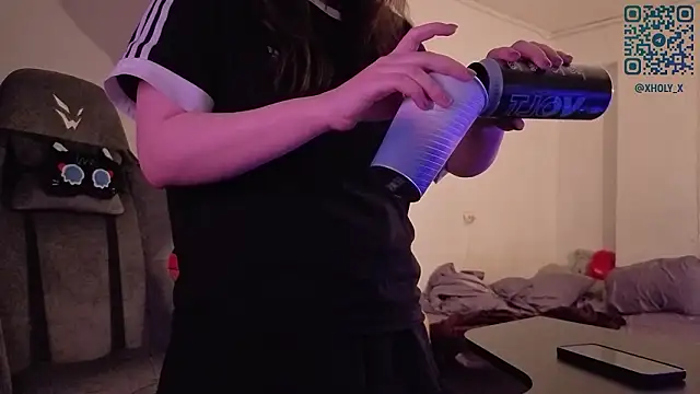 Holy Kveta online show from February 2026 03:15:01 AM