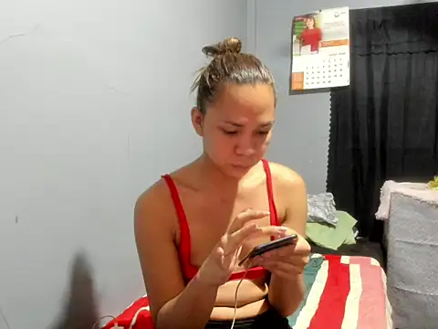 Snapshot of AsianChristine chatting on April 2026 05:30:01 PM AsianChristine online show from April 2026 05:30:01 PM