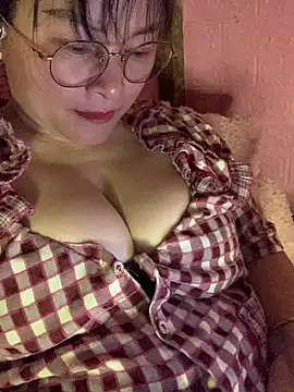 Star-sweet01 online show from March 2026 02:06:01 PM