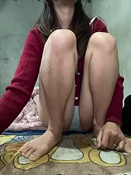 Snapshot of 2b-xx chatting on February 2026 01:18:02 AM 2b-xx online show from February 2026 01:18:02 AM