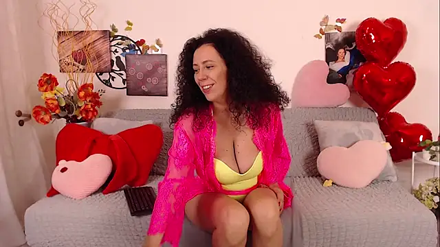 BettiAdamson online show from February 2026 06:56:02 AM