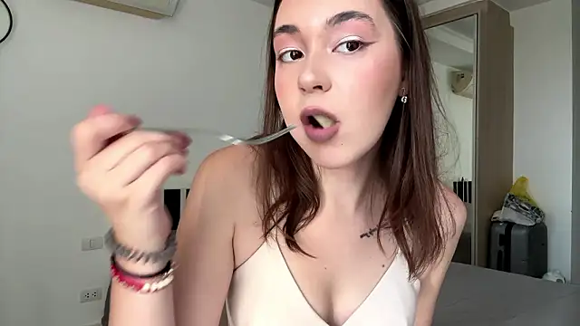 Snapshot of MauritaSpueler chatting on February 2026 06:42:02 AM MauritaSpueler online show from February 2026 06:42:02 AM