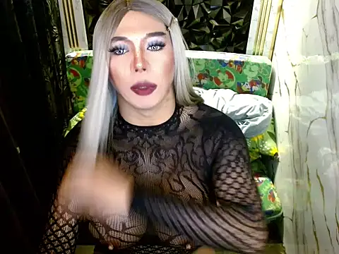 Snapshot of SelfSvcker chatting on February 2026 04:32:01 AM SelfSvcker online show from February 2026 04:32:01 AM