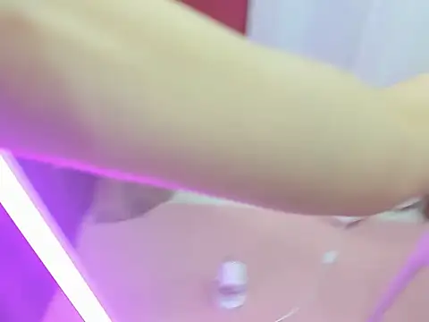 Snapshot of Ella_nora chatting on February 2026 06:10:01 AM Ella nora online show from February 2026 06:10:01 AM