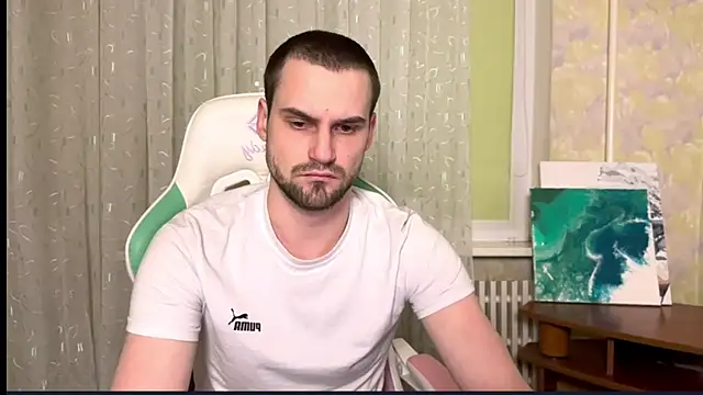 Snapshot of Cari__ chatting on February 2026 05:09:02 PM Cari online show from February 2026 05:09:02 PM