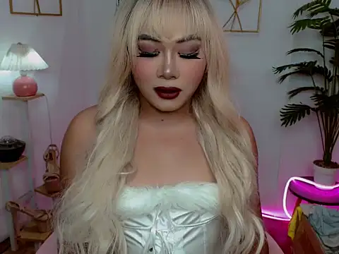 Snapshot of Serenity_Mooree chatting on March 2026 12:30:01 AM Serenity Mooree online show from March 2026 12:30:01 AM