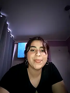 Snapshot of gissgirlll chatting on February 2026 10:14:02 AM gissgirlll online show from February 2026 10:14:02 AM