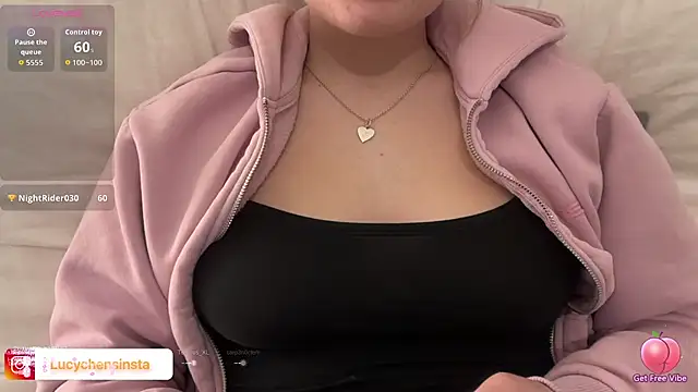 Snapshot of Lucyschickt chatting on February 2026 06:16:01 PM Lucyschickt online show from February 2026 06:16:01 PM