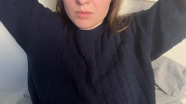 Lucyschickt online show from May 2026 06:56:01 PM