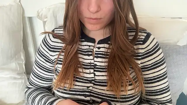 Lucyschickt online show from March 2026 08:51:02 AM