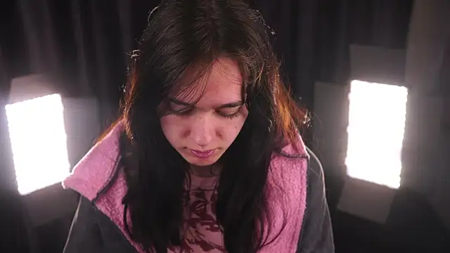 GinnyKittle online show from February 2026 07:02:02 PM