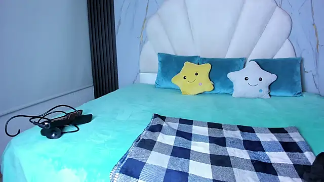 Lia Nova online show from March 2026 08:32:01 PM