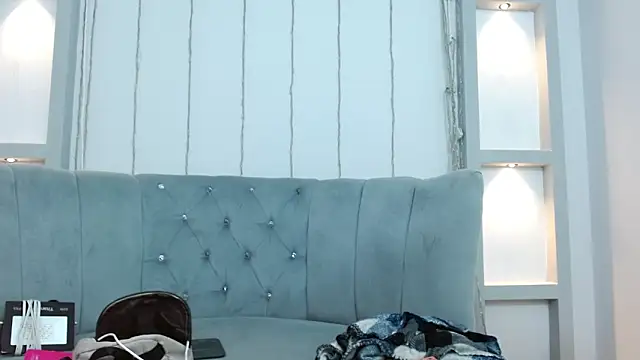 Lia Nova online show from March 2026 08:21:01 PM