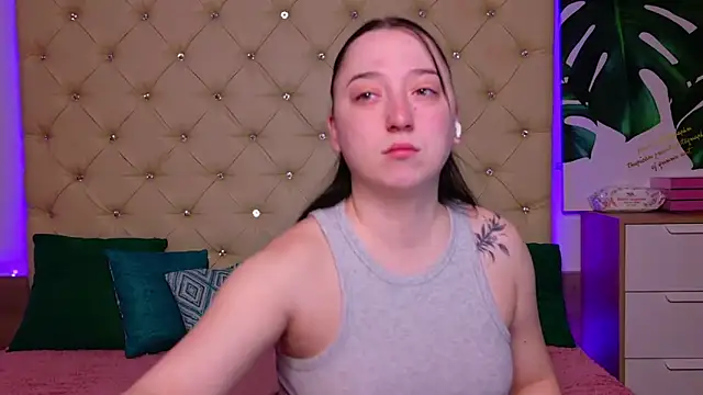 AwaMax online show from February 2026 05:51:01 AM