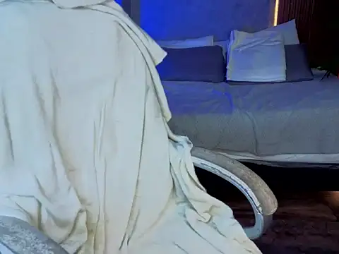 suggar angel online show from February 2026 01:44:01 PM