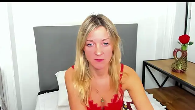 MileyXStar online show from February 2026 09:22:02 PM