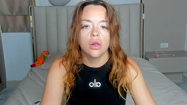 Snapshot of stellaa_quenn chatting on February 2026 12:11:01 AM stellaa quenn online show from February 2026 12:11:01 AM