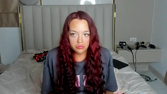 stellaa quenn online show from May 2026 01:21:01 PM