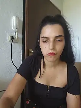 Snapshot of SoniaMoonnnnn chatting on June 2026 03:00:02 PM SoniaMoonnnnn online show from June 2026 03:00:02 PM