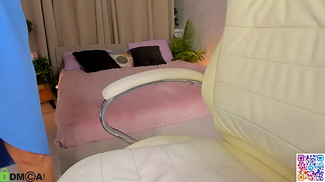 Monika Martinezz online show from July 2026 04:13:02 AM