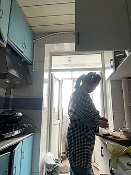 Youyou 12 online show from April 2026 01:51:02 AM