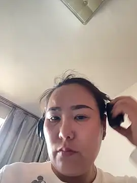 Youyou 12 online show from April 2026 05:48:02 AM