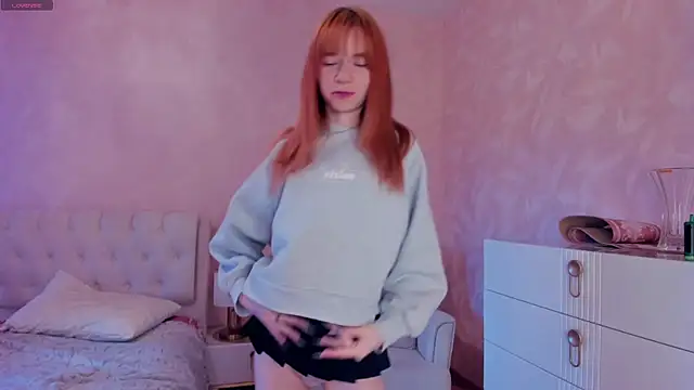 TarynPalek online show from April 2026 08:09:01 AM