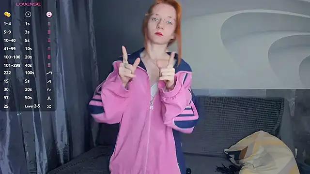 TarynPalek online show from May 2026 07:36:01 AM