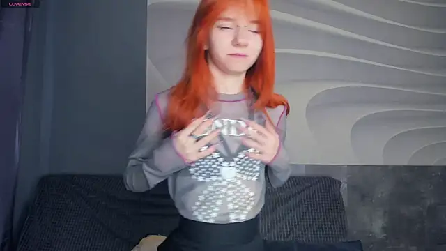 TarynPalek online show from April 2026 07:38:02 AM