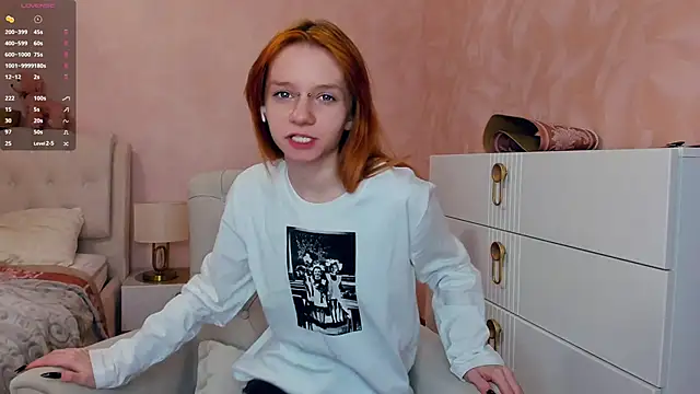 TarynPalek online show from March 2026 07:34:01 AM