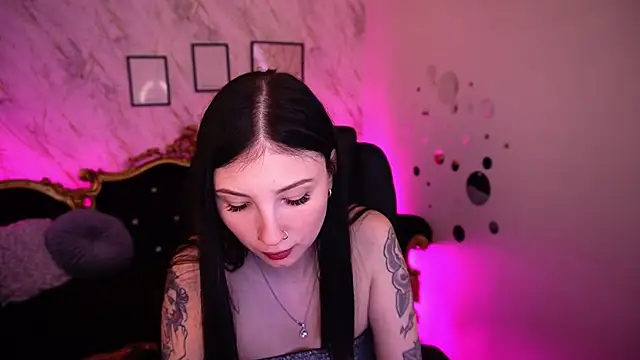 LunaaMay online show from April 2026 06:30:01 AM