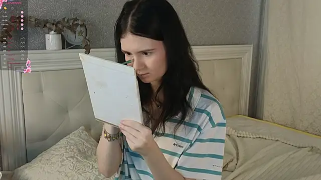 Glow hollow online show from February 2026 03:37:02 AM