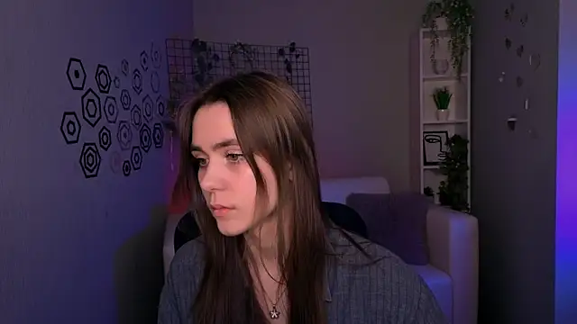 laurenmurrr online show from March 2026 10:27:02 AM